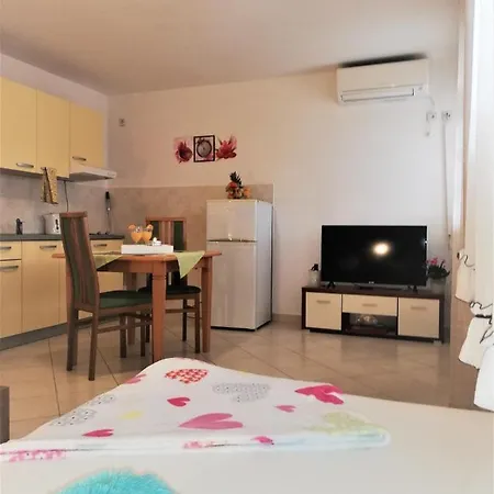 Apartmani Slavka Primošten Exterior foto