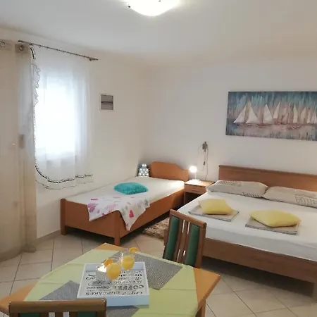 Apartmani Slavka Primošten Exterior foto