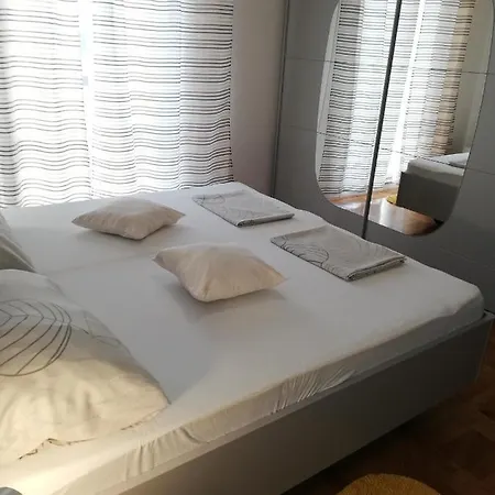 Apartmani Slavka Primošten Exterior foto