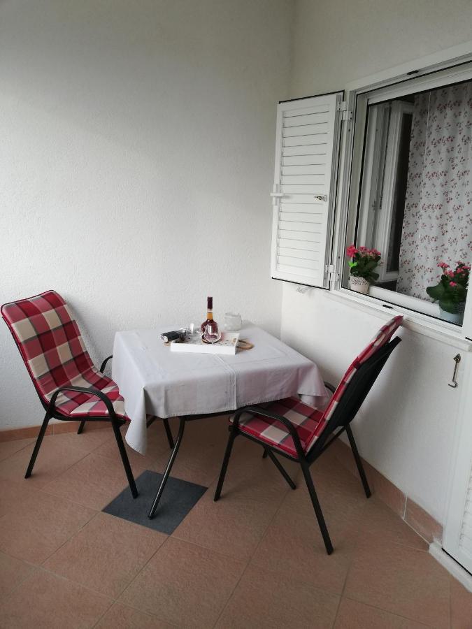 Slavka Apartment *