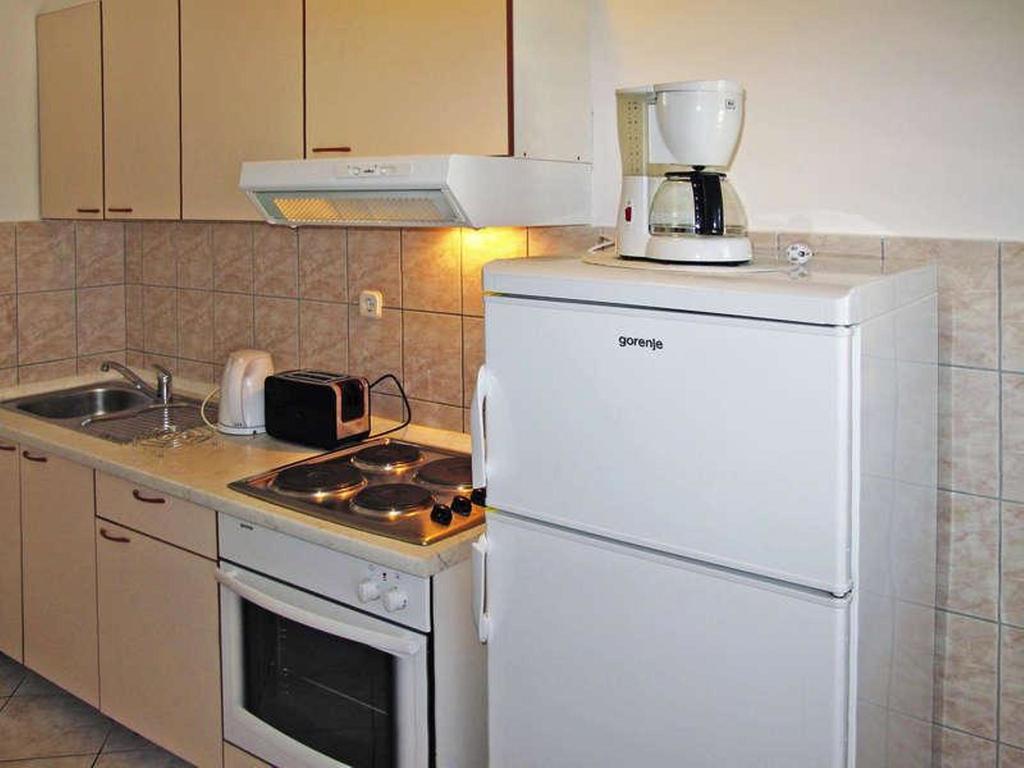Apartment Slavka Primosten