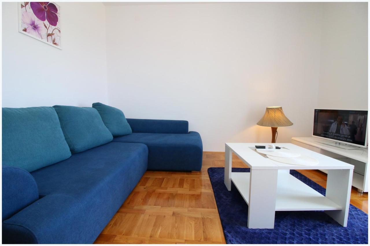 Slavka Apartment *